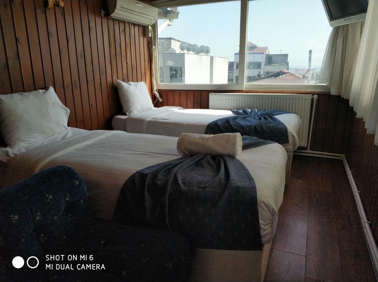 Hotel Akkus อิสตันบูล ภายนอก รูปภาพ